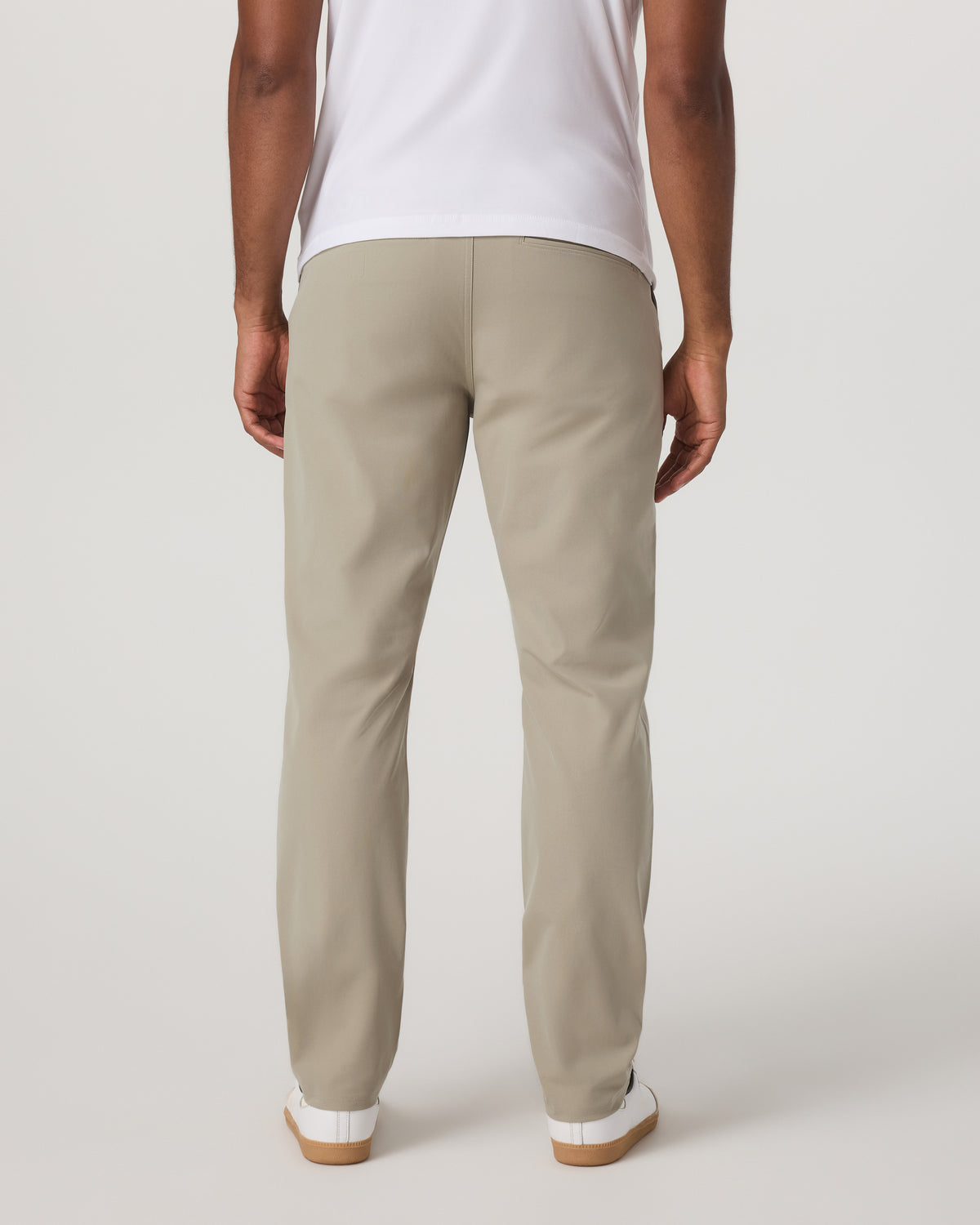 Meta Trouser Classic Fit 32" Men's Truffle Tailored Pants | Vuori Online