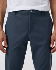Cascade Tech Chino Pant Men's Ink Chinos | Vuori