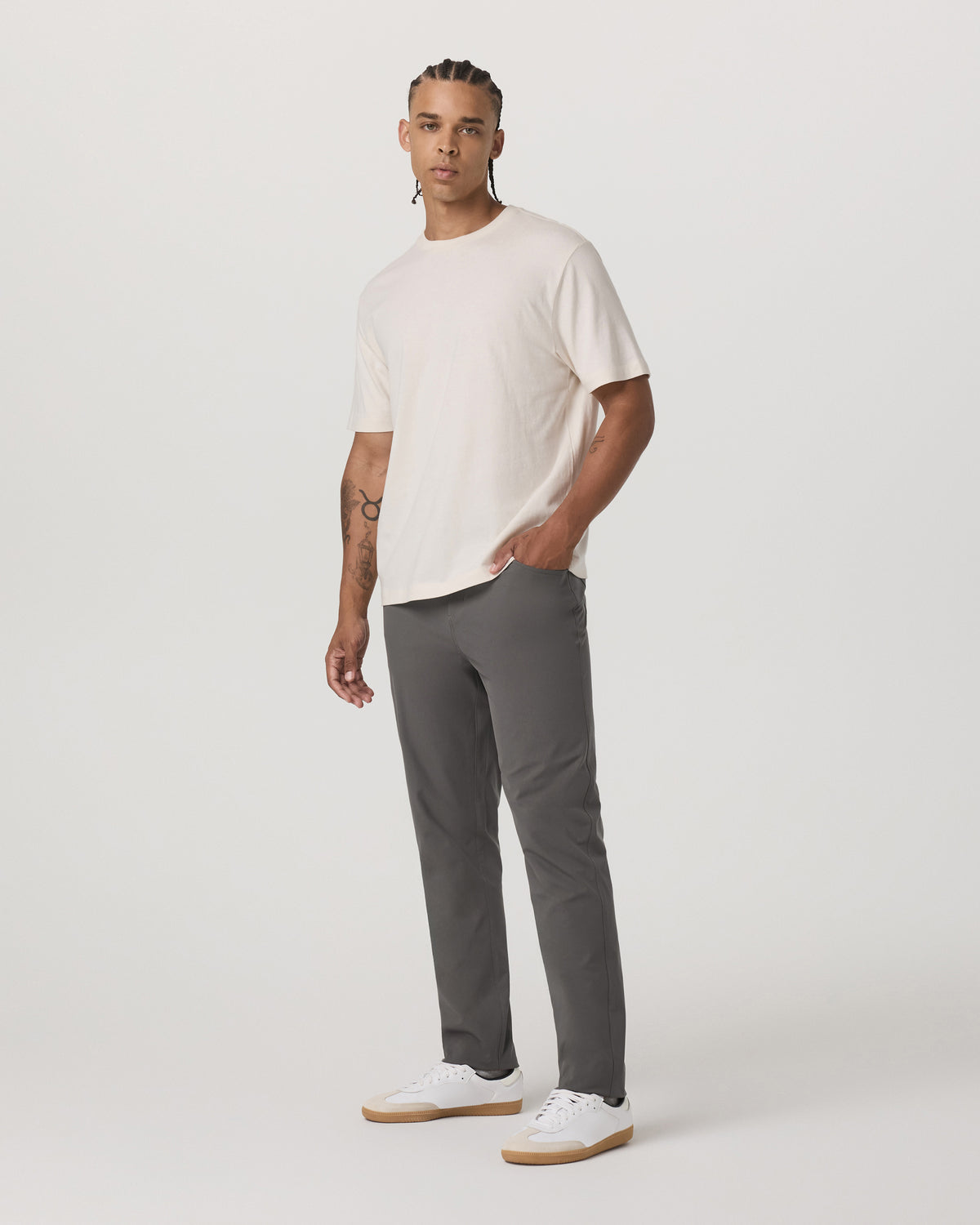 Meta Pant Classic Fit 32" Men's Warm Grey 5-Pocket Pants | Vuori Sale