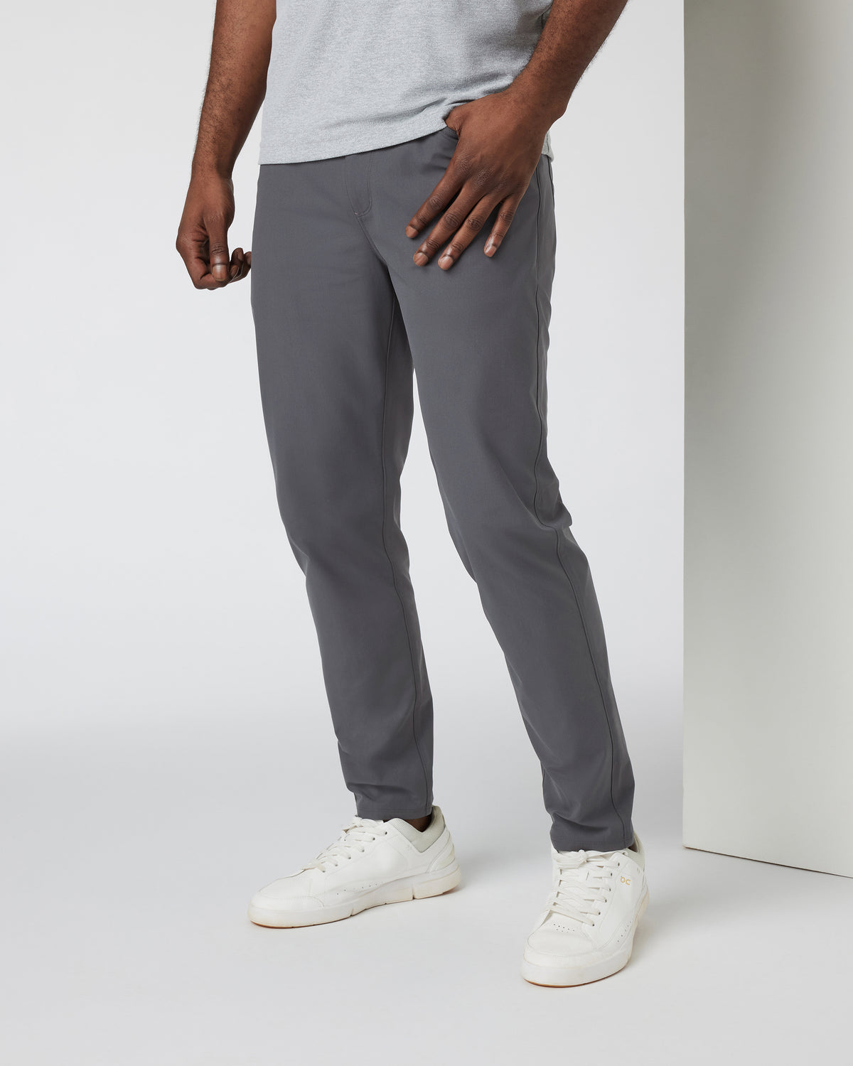 Meta Pant Men's Charcoal Grey Pants | Vuori Online