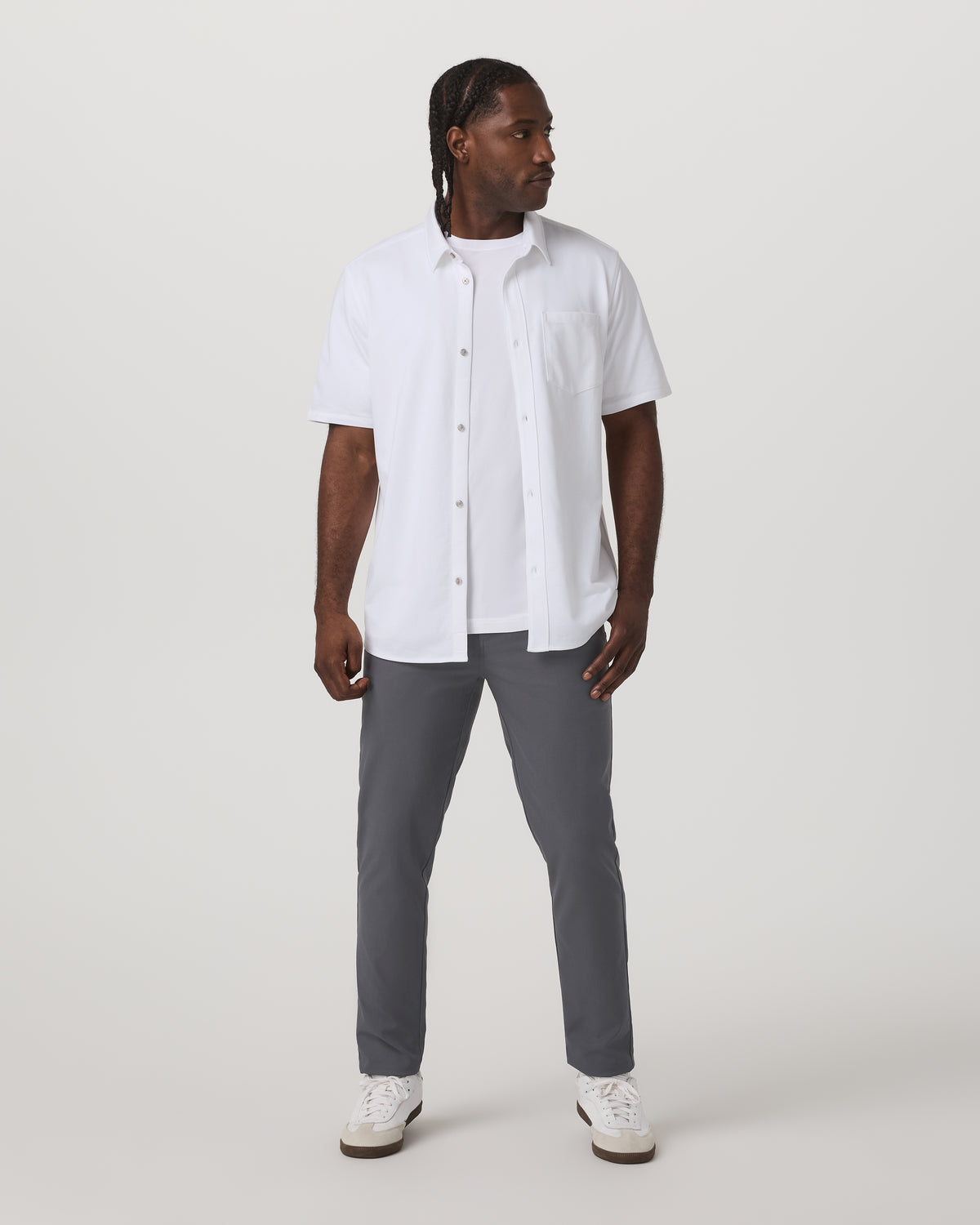 Cascade Tech Chino Pant Charcoal Chinos Clothing | Vuori Clothing