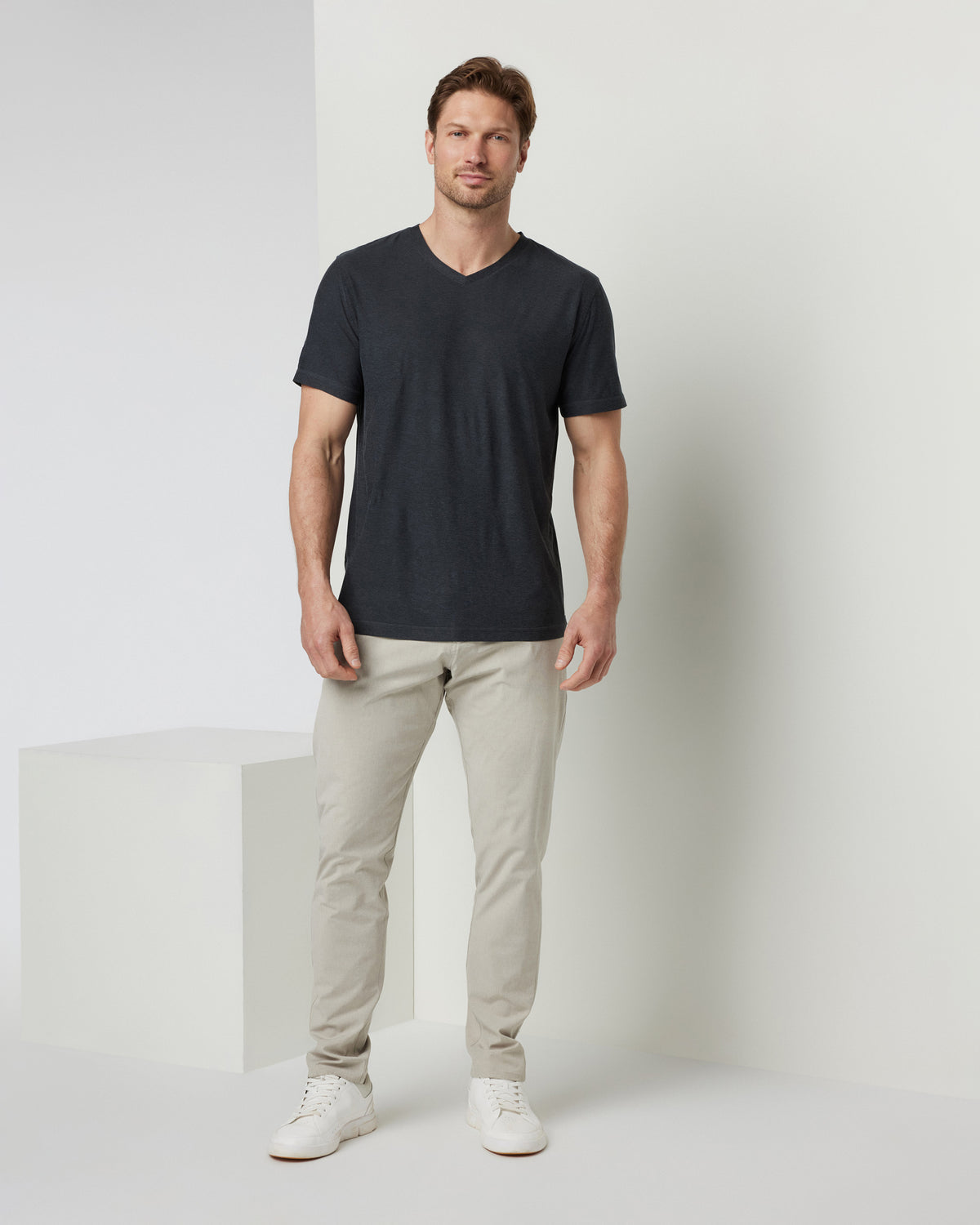 Aim Pant Khaki Pant for Men Clothing | Vuori On sale