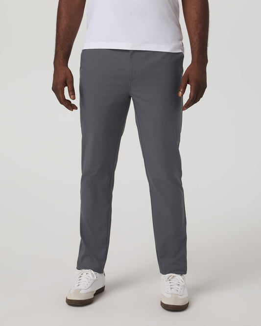 Cascade Tech Chino Pant 32" Men's Charcoal Chinos | Vuori