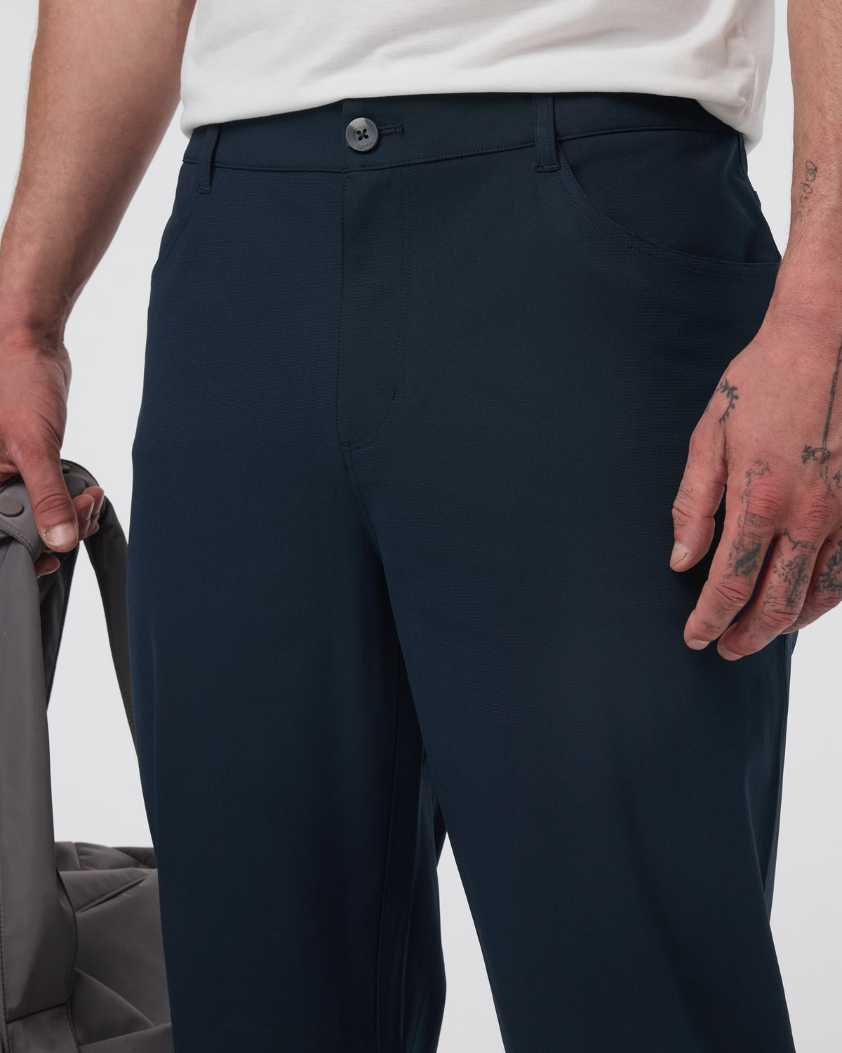 Meta Pant Relaxed Fit 32" Ink | Vuori Outlet