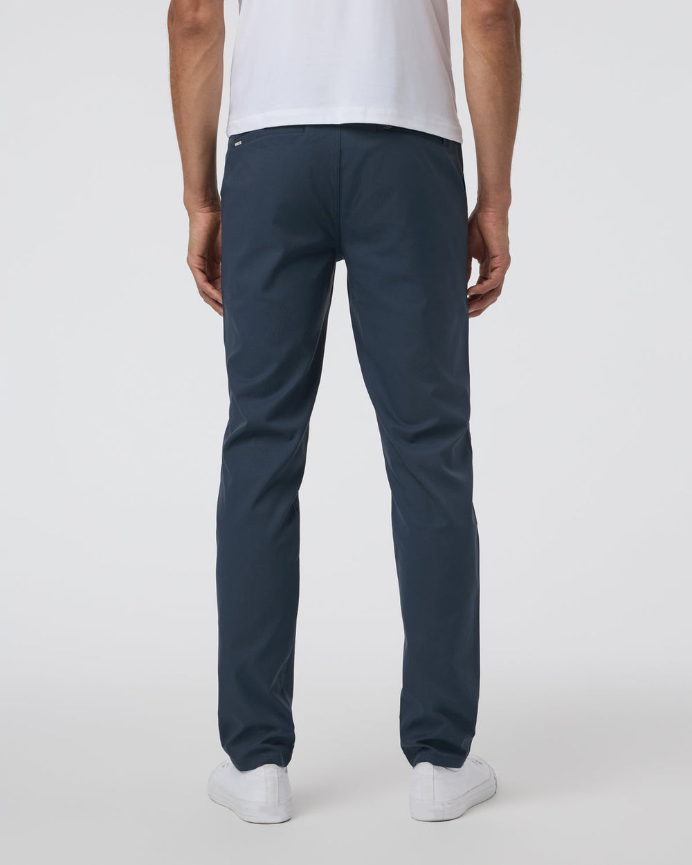 Cascade Tech Chino Pant 32" Men's Ink Chinos | Vuori Discount