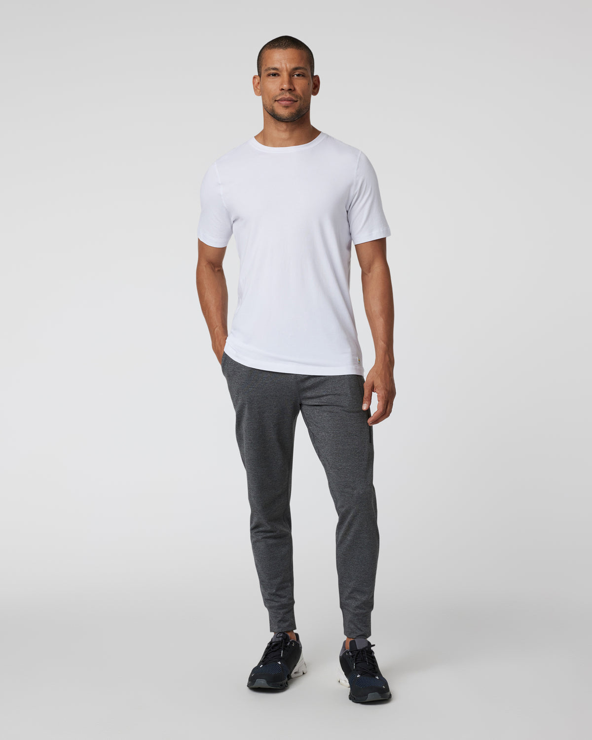Sunday Performance Jogger Men's Charcoal Joggers | Vuori Sale
