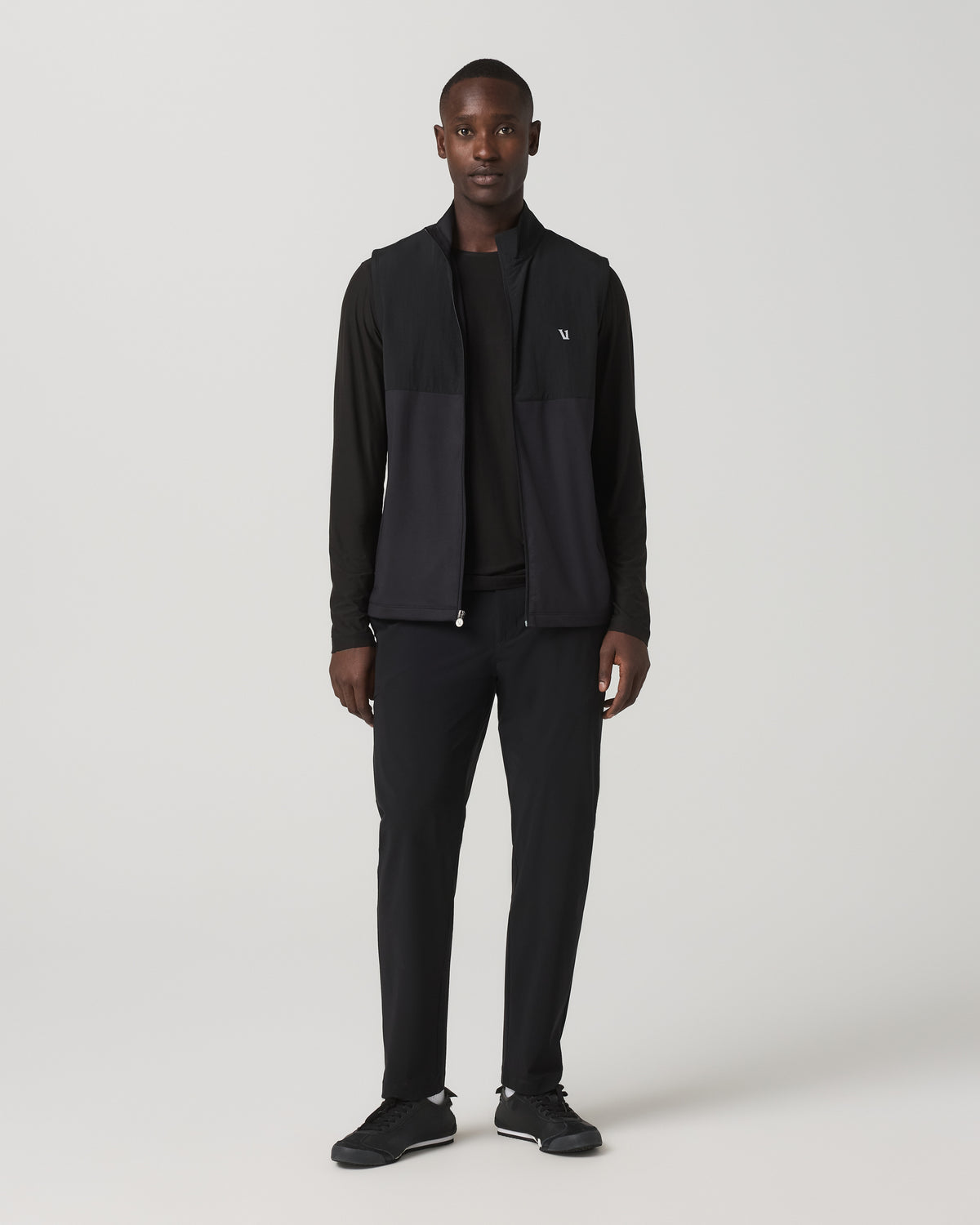 Fleet Trouser Classic Fit 30" Men's Black Chino Pants | Vuori On sale