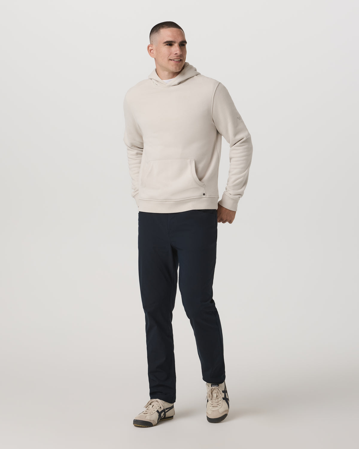 Meta Pant Classic Fit 32" Ink | Vuori For sale