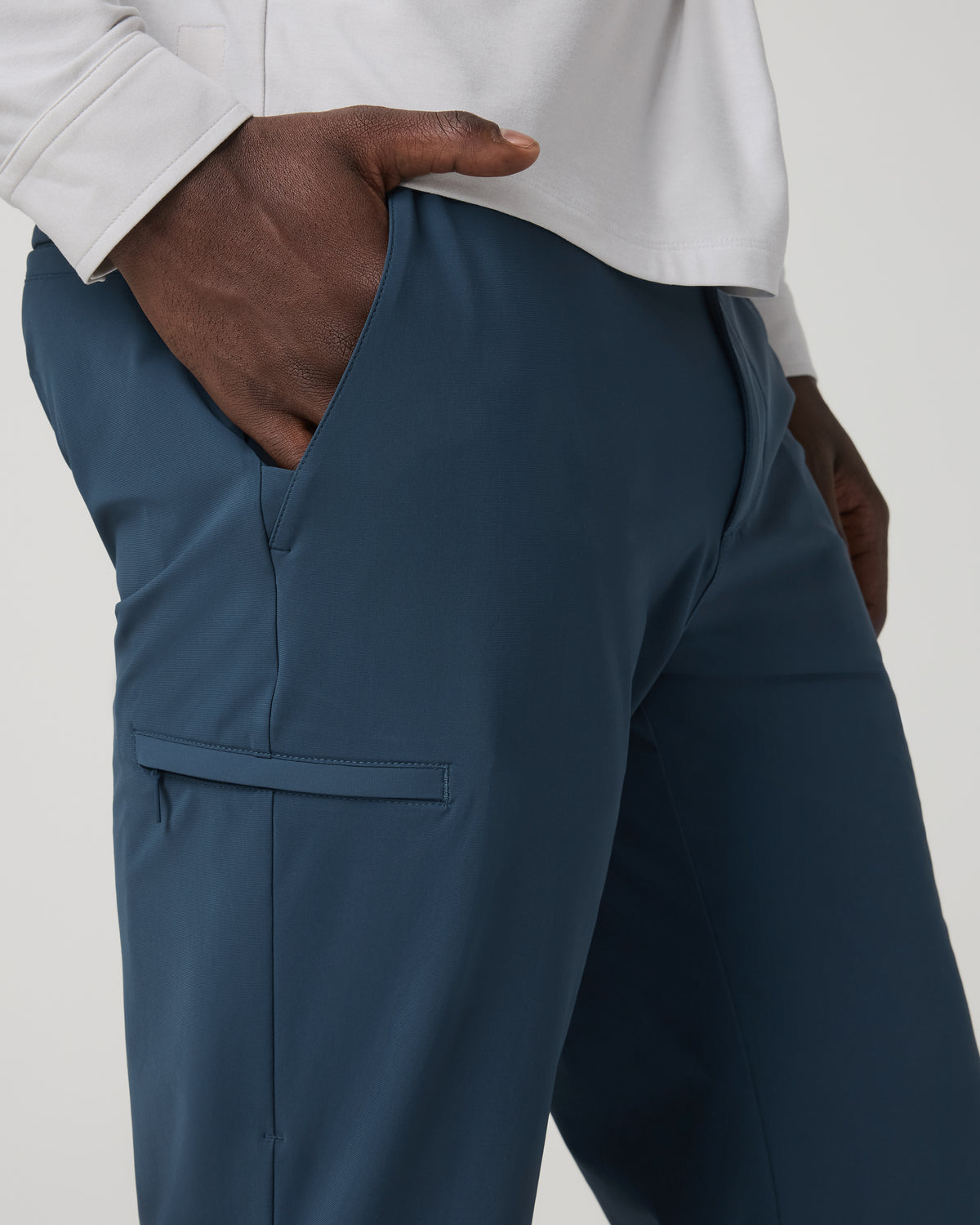 Fleet Trouser Classic Fit 30" Men's Ocean Blue Chino Pant | Vuori Online