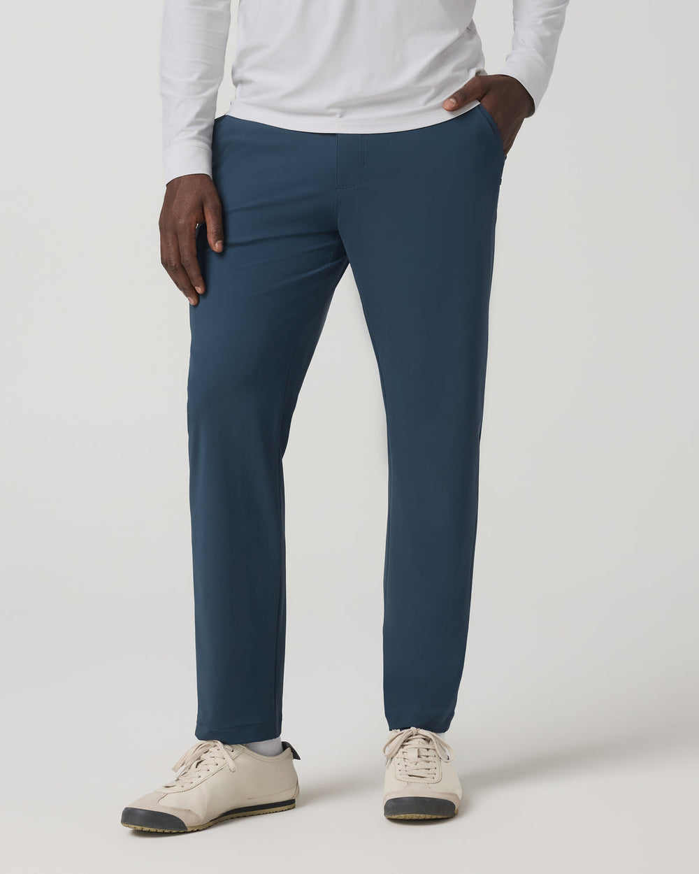 Fleet Trouser Classic Fit 30" Men's Ocean Blue Chino Pant | Vuori Online