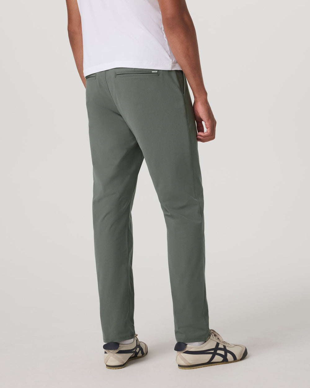 Meta Trouser Classic Fit 32" Men's Light Oregano Pants | Vuori Outlet