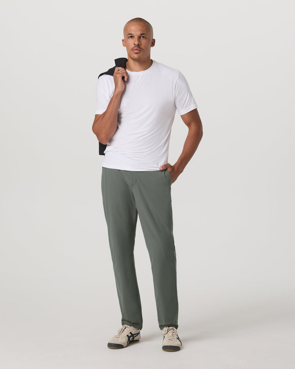 Meta Trouser Classic Fit 32" Men's Light Oregano Pants | Vuori Outlet