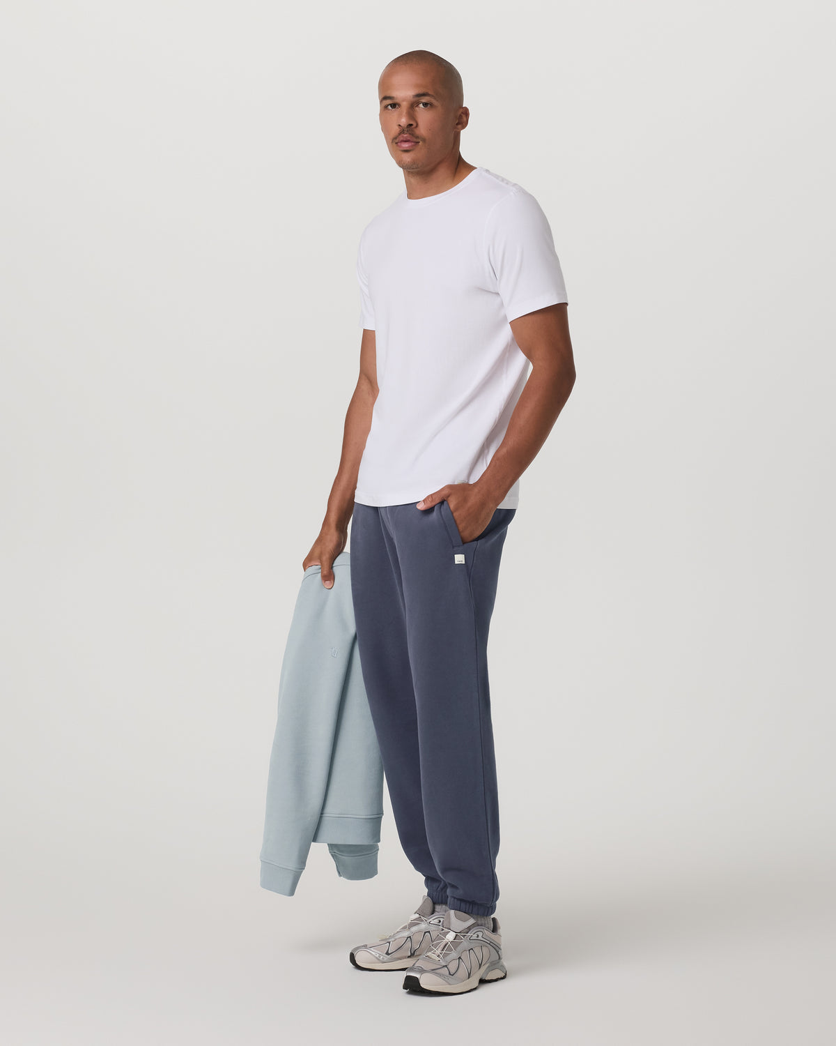 Seaside Sweatpant 28" Men's Relaxed Fit Azure Sweatpant | Vuori