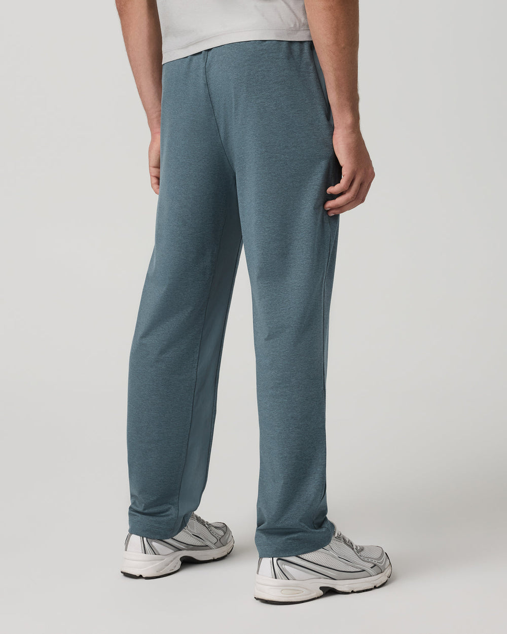 Men's Sunday Performance Track Pant 30" Blue Sea Heather| Vuori | Vuori On sale