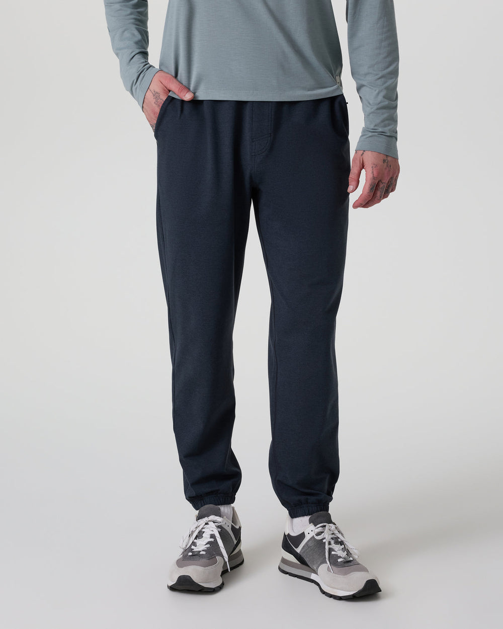 Coronado Performance Sweatpant Classic 28" Midnight Heather | Vuori US