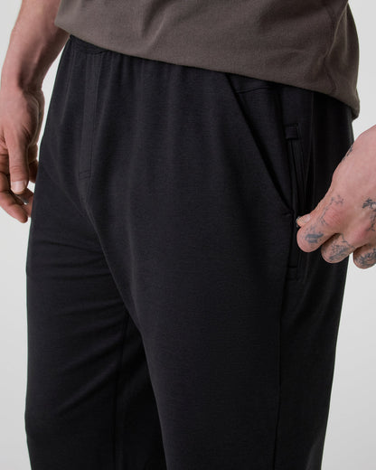 Coronado Performance Sweatpant Classic 28" Black Heather | Vuori On sale