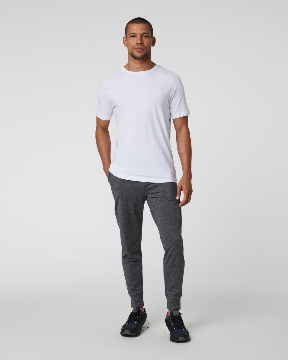 Sunday Performance Jogger 30" Charcoal Heather | Vuori Outlet
