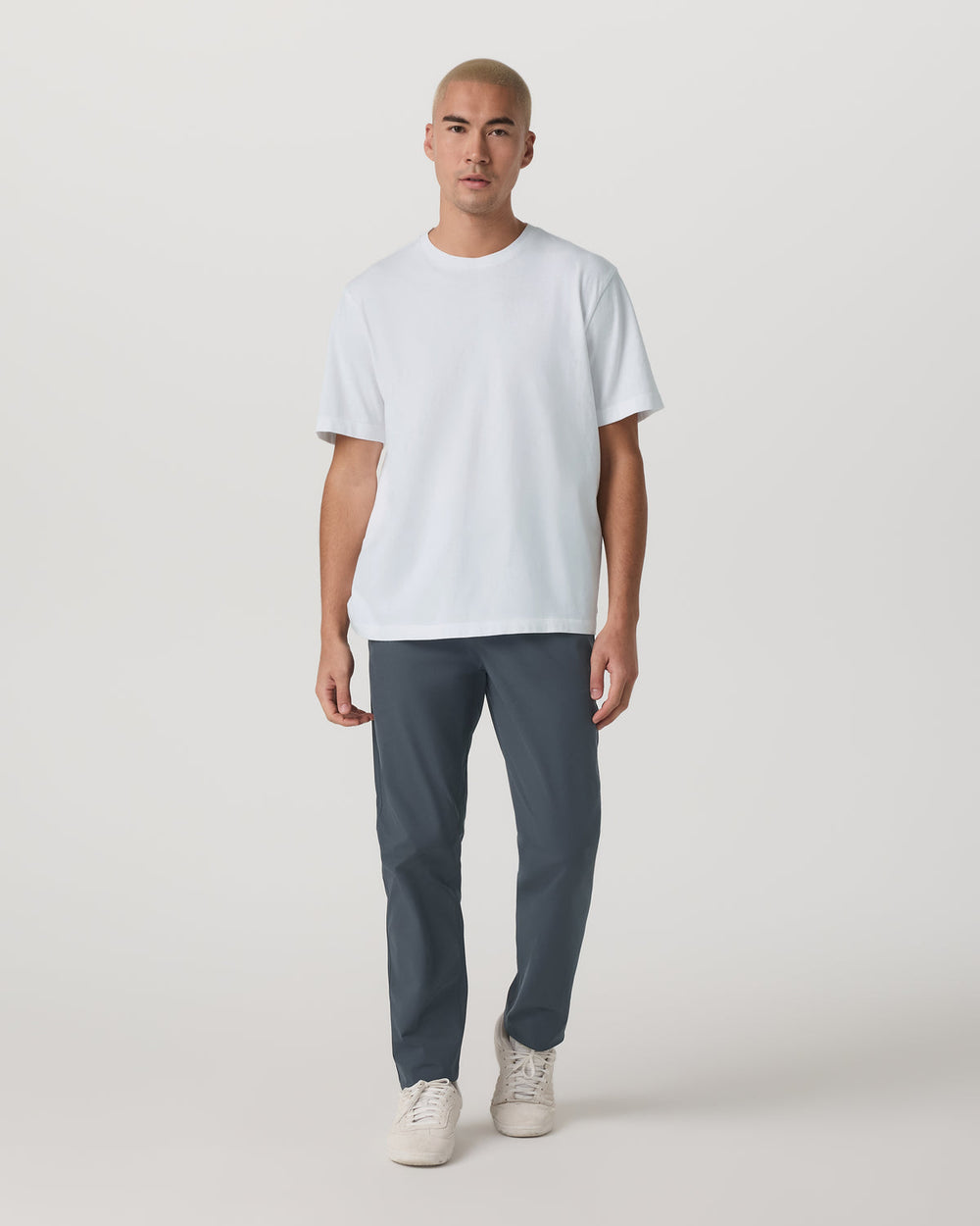 Meta Elastic Waist Pant Classic Fit Men's Charcoal Pants | Vuori Clothing