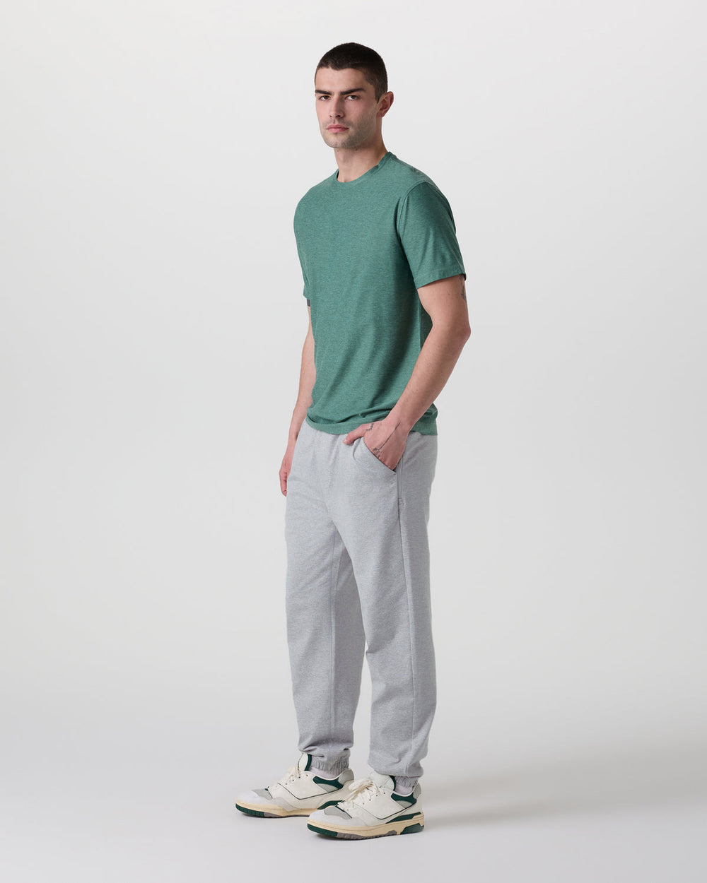 Coronado Performance Sweatpant Classic 28" Light Heather Grey | Vuori Online