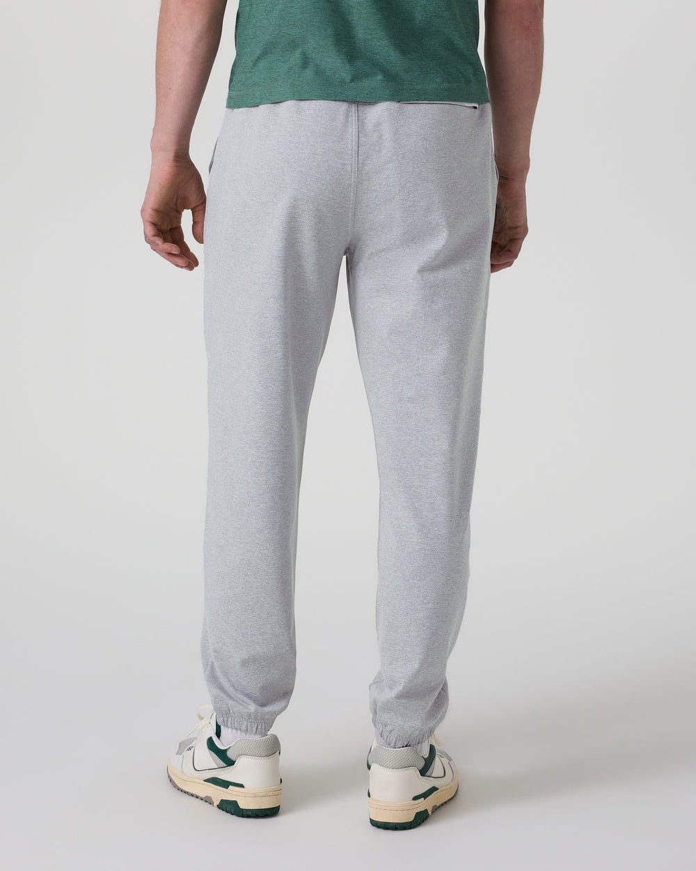 Coronado Performance Sweatpant Classic 28" Light Heather Grey | Vuori Online