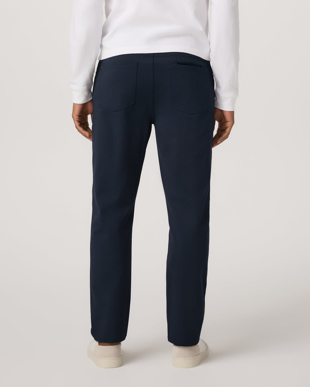 MetaTwill Pant Classic Fit 32" Men's Navy Pants | Vuori