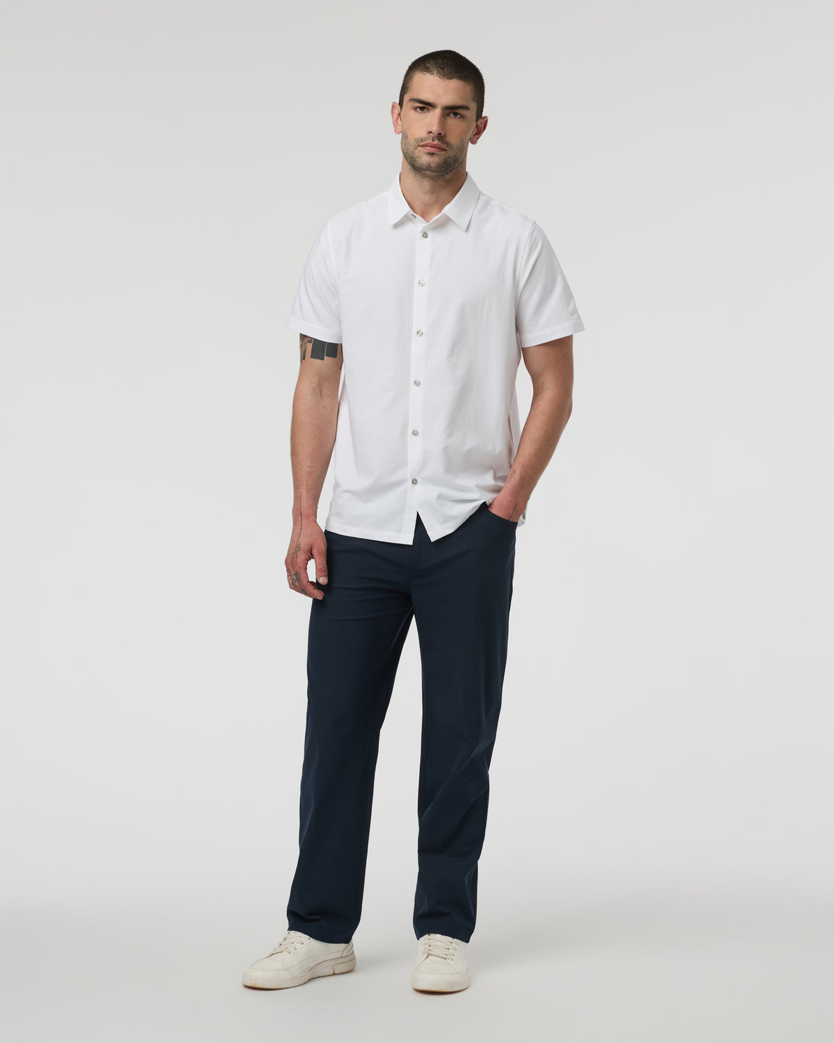 Meta Pant Relaxed 30" Ink | Vuori Online