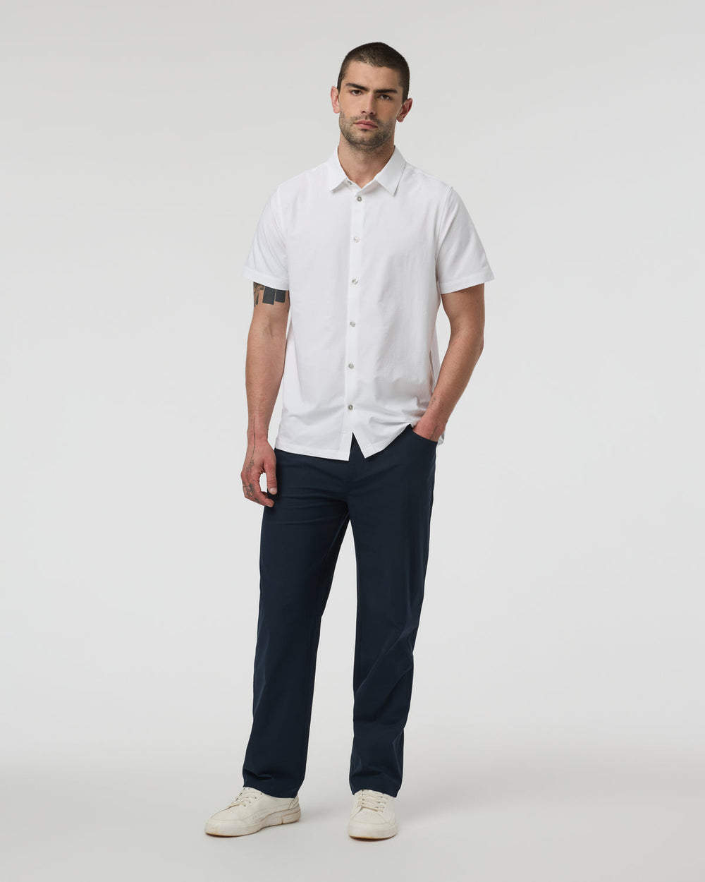Meta Pant Relaxed 30" Ink | Vuori Online