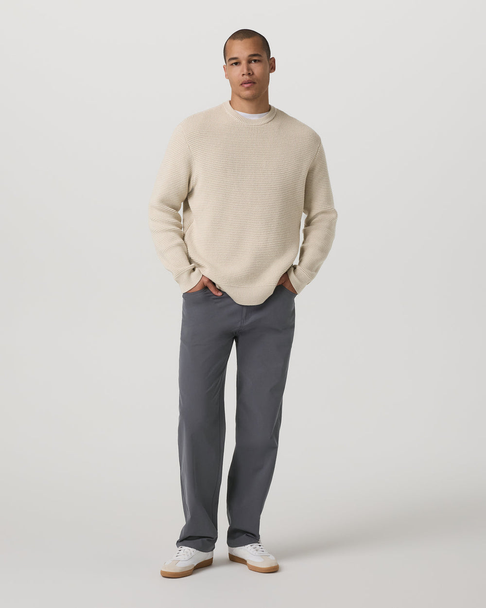 Meta Pant Relaxed 30" Charcoal | Vuori