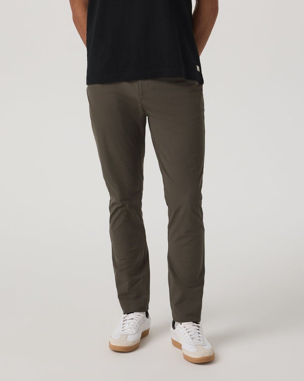 Vuori Meta™ Pant Athletic Slim Fit 34” Dark Oregano | Vuori On sale