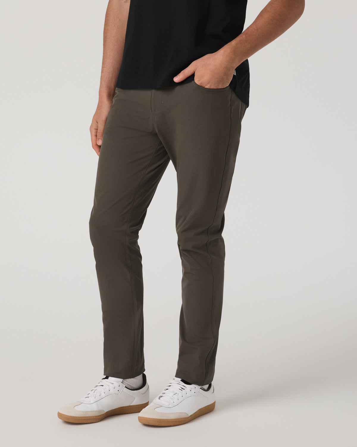 Vuori Meta™ Pant Athletic Slim Fit 34” Dark Oregano | Vuori On sale
