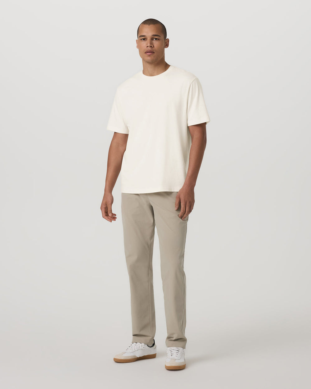 Meta Elastic Waist Pant Classic Fit 32" Men's Truffle Pants | Vuori Clothing