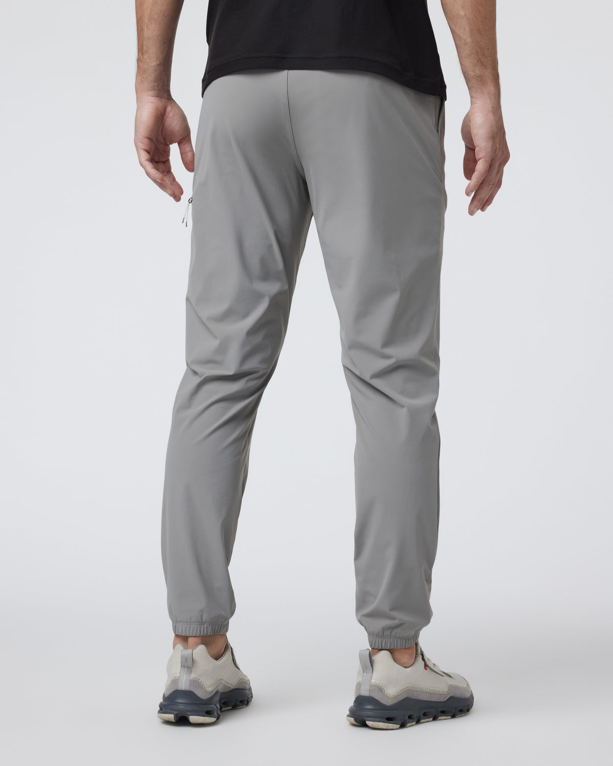 Fleet Sport Jogger Men's Shiitake Lightweight Joggers | Vuori Clothing