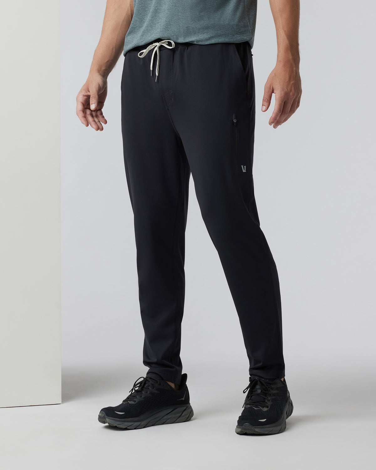 Sunday Performance Track Pant 2.0 Black | Vuori Sale