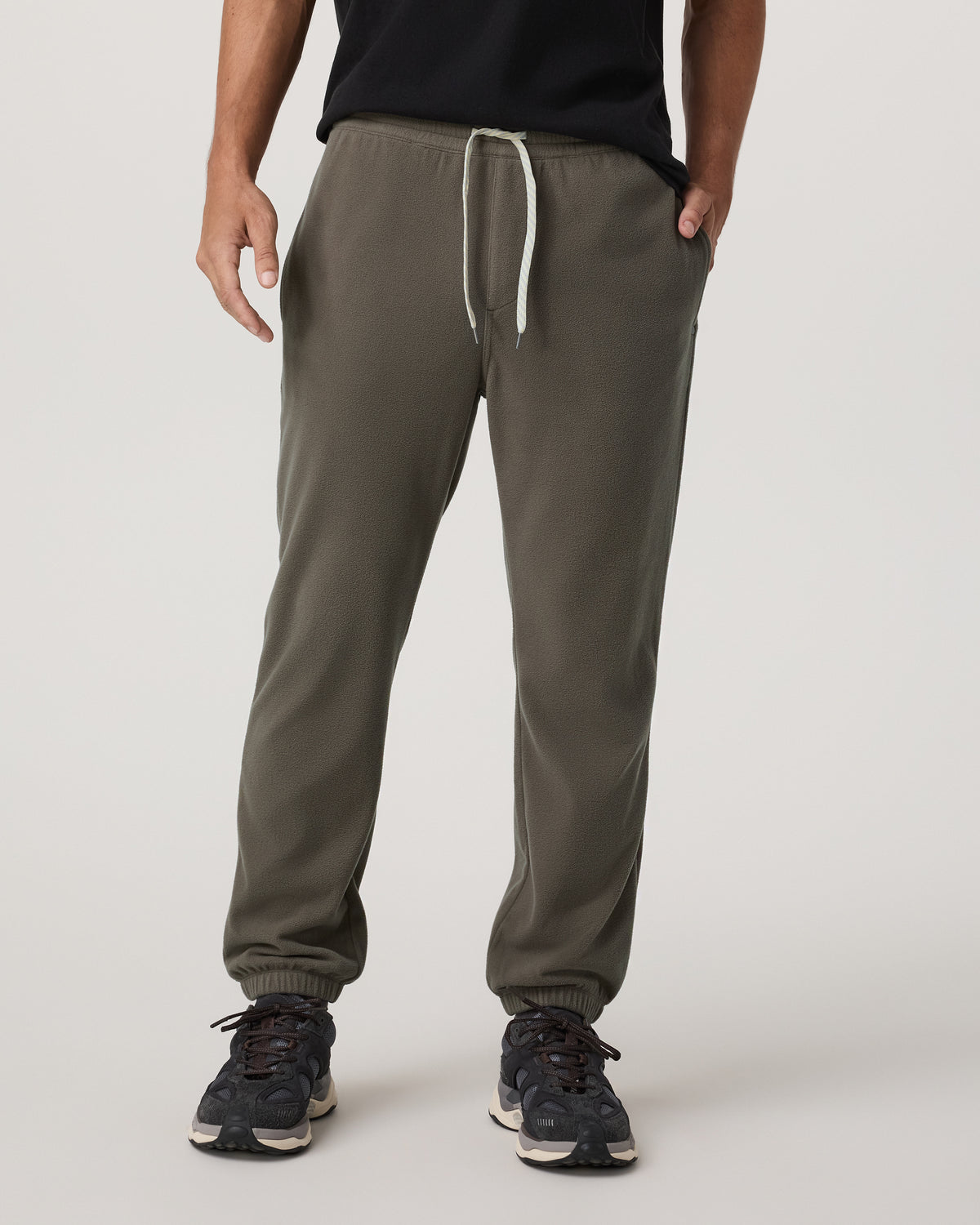 Aspen Sweatpant Men's Classic-Fit Sweats in Root | Vuori US