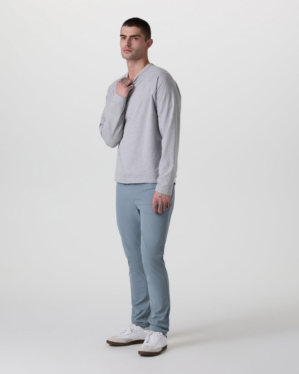 Meta Pant Athletic Slim 30" Dusty Blue 5-Pocket Pants | Vuori Outlet