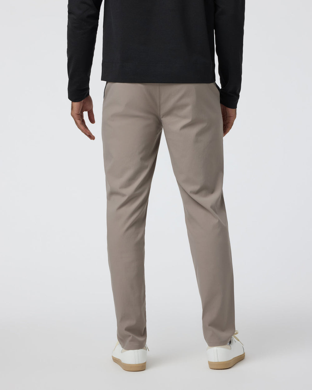 Cascade Tech Chino Pant Men's Mocha Chinos | Vuori Discount