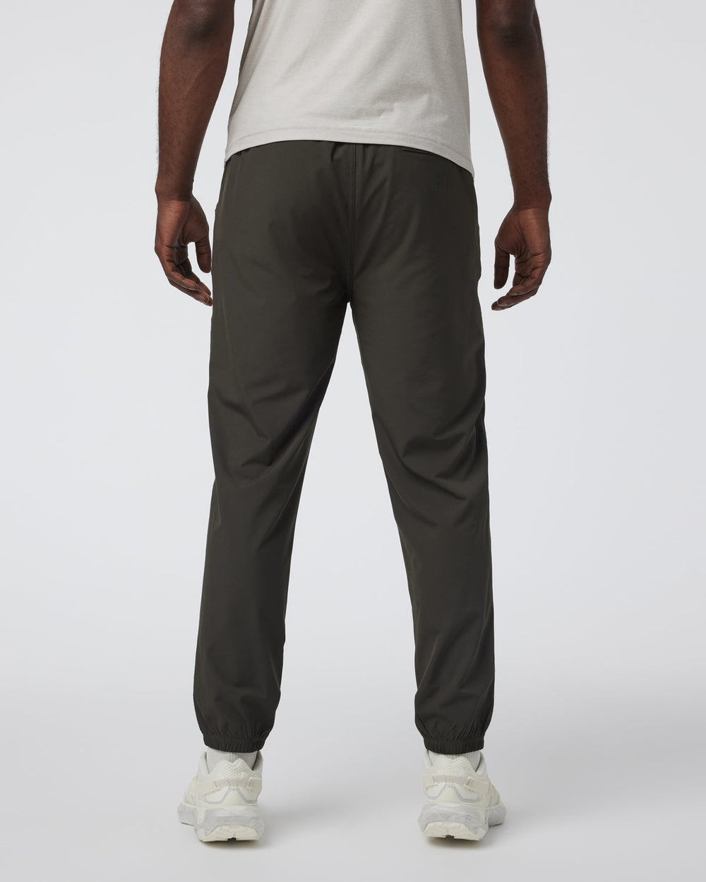 Kore Jogger Men's Dark Oregano Workout Joggers | Vuori Online