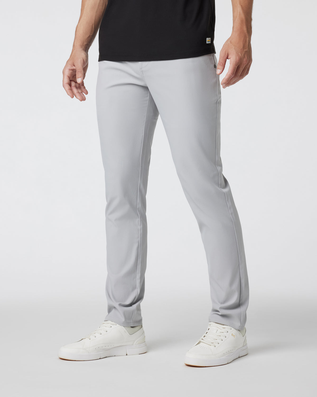 Cascade Tech Chino Pant 32" Men's Fog Chinos | Vuori