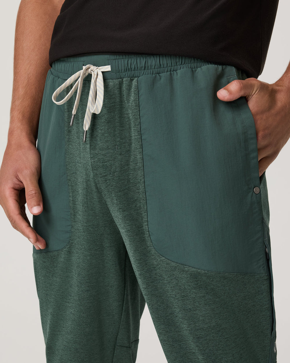 Men's Sunday Mixed Media Jogger 28" Agate Green Heather | Vuori Sale