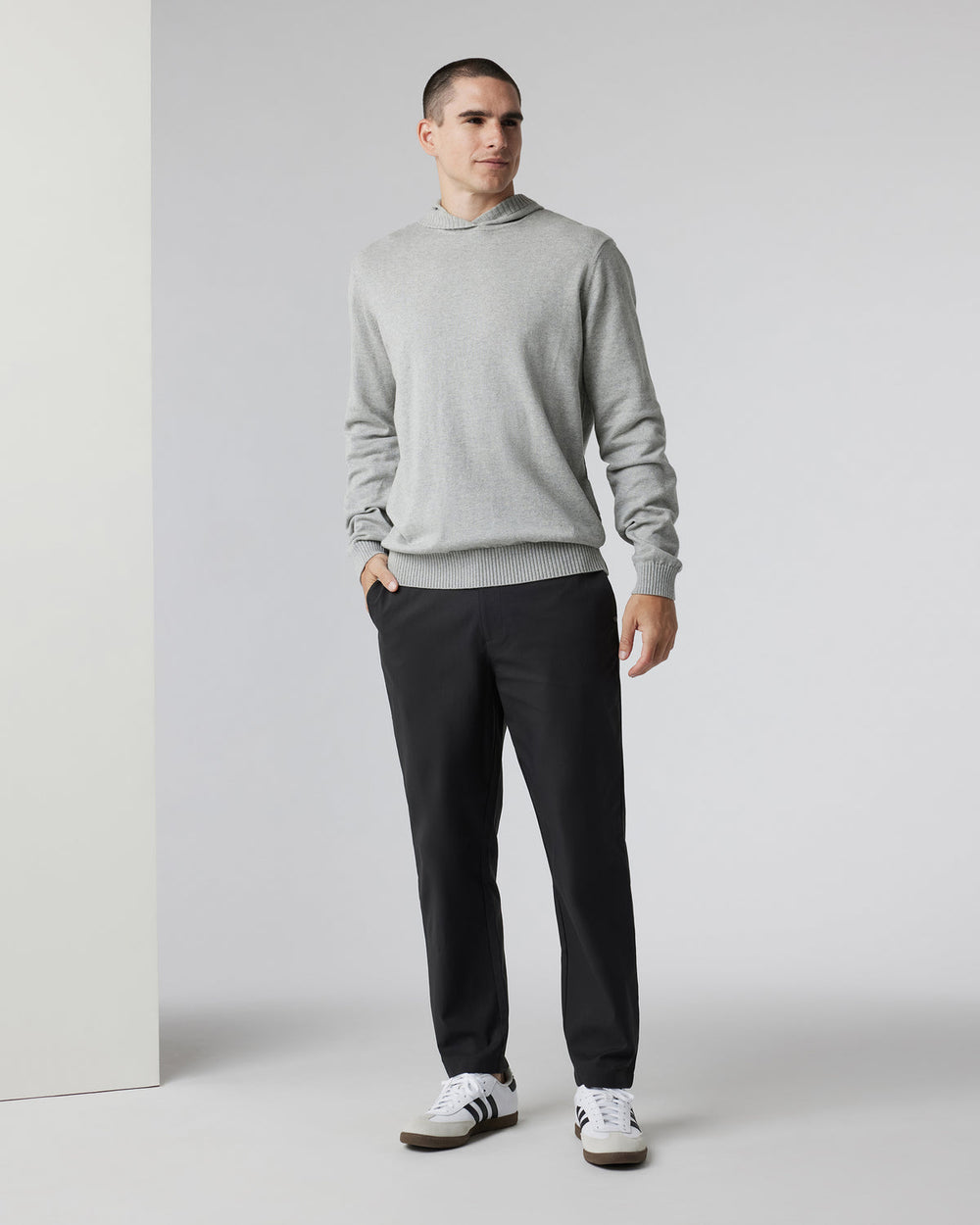 Cascade Crinkle Pant Relaxed 30" Black | Vuori For sale