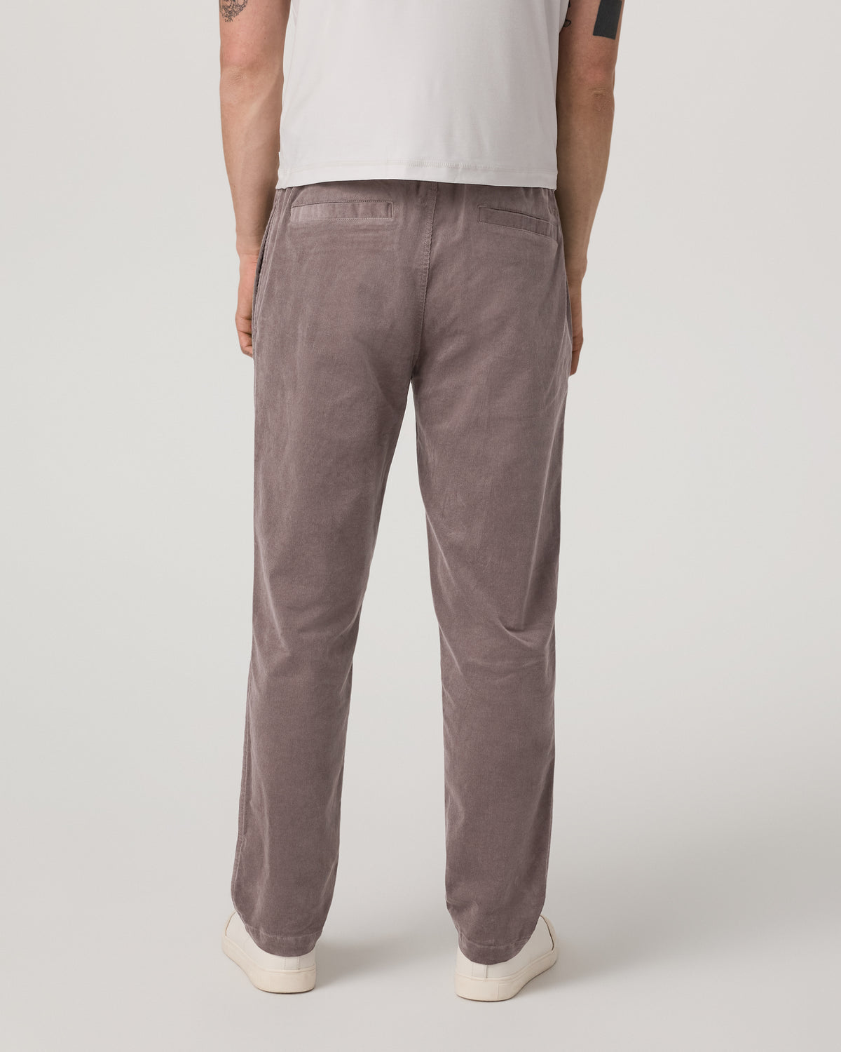 Men's Optimist Elastic Waist Pant Classic Fit Huckleberry | Vuori Outlet