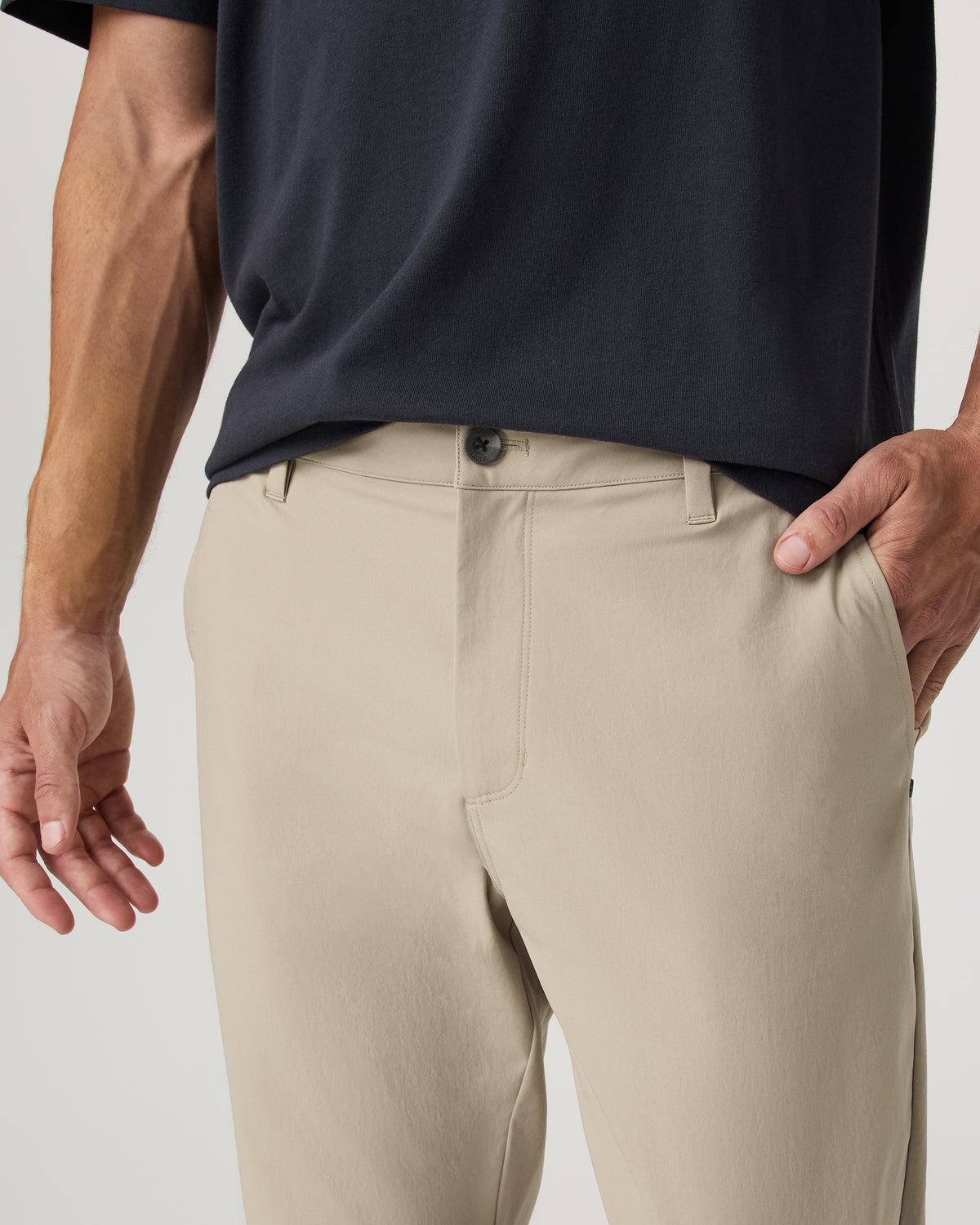Cascade Chino Classic Fit 32" Men's Trench Pants | Vuori On sale