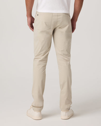 Vuori Meta™ Pant Athletic Slim Fit 30” Birch | Vuori Clothing