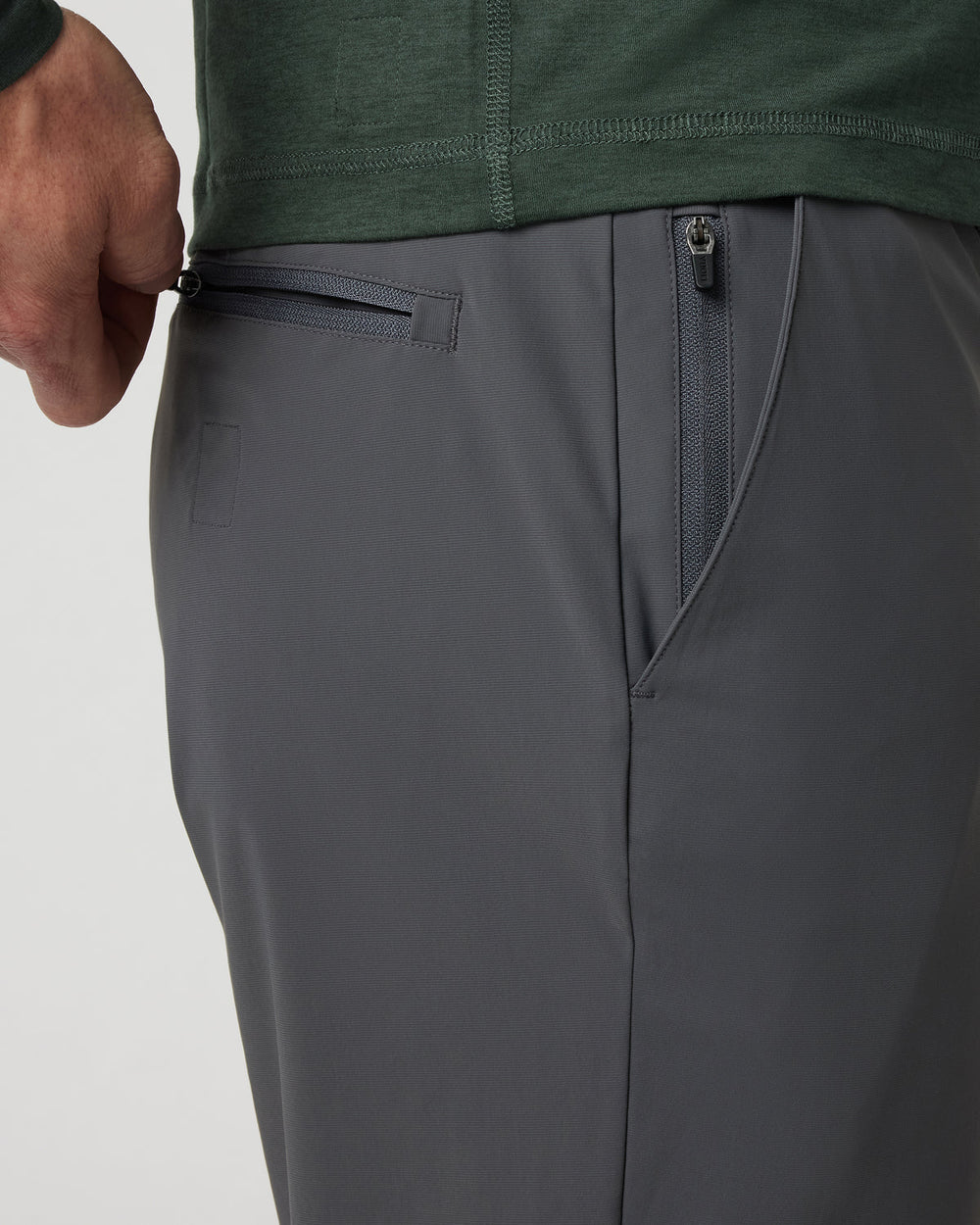 Fleet Chino Pant Athletic Slim 30" Charcoal | Vuori Clothing