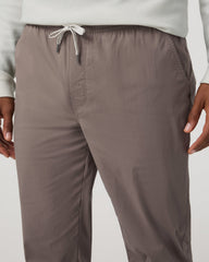 Men's Kore Everyday Pant Lined Classic 30" Smokey Taupe | Vuori