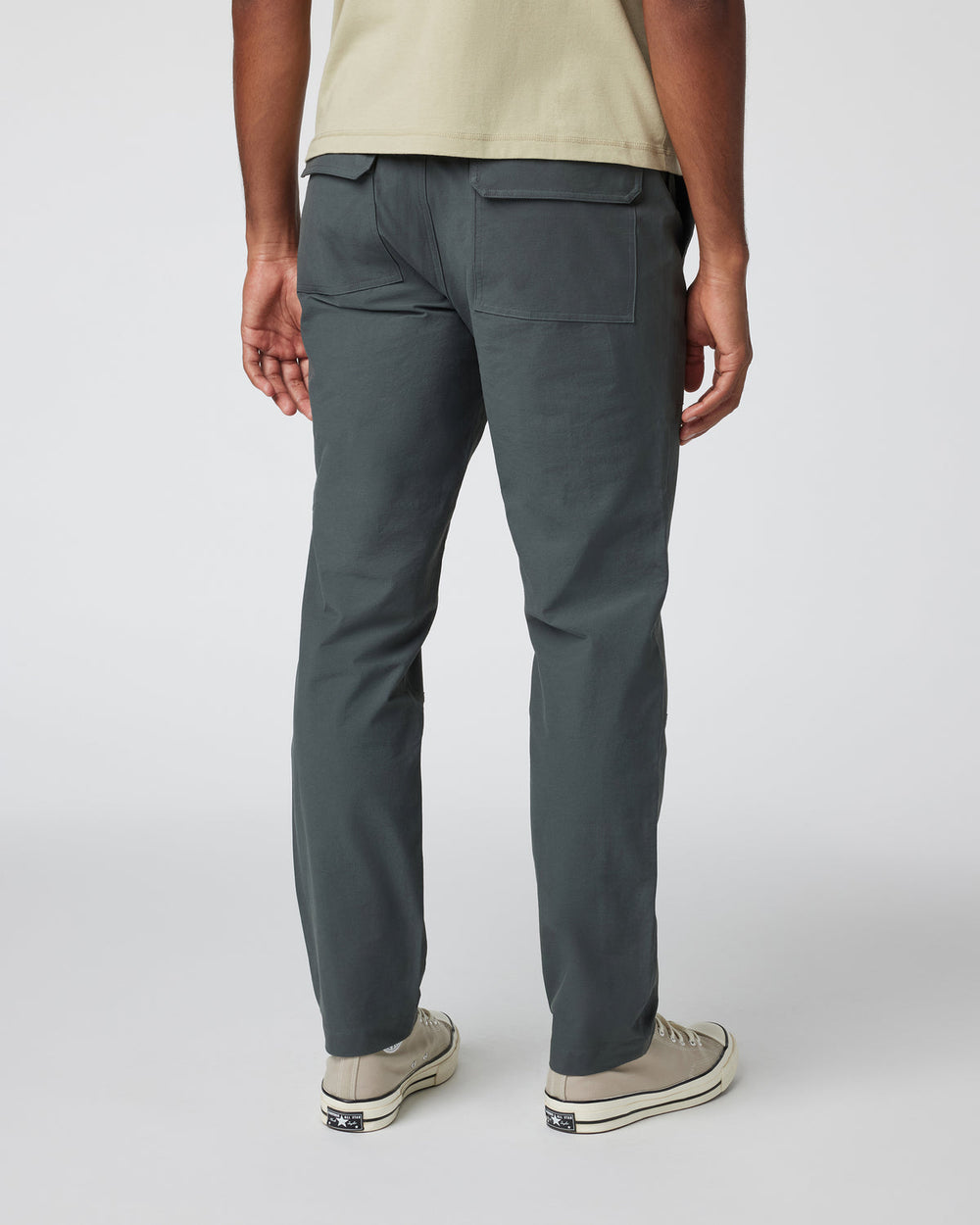 Barren Pant Classic 32" Men's Shale Pants | Vuori Outlet