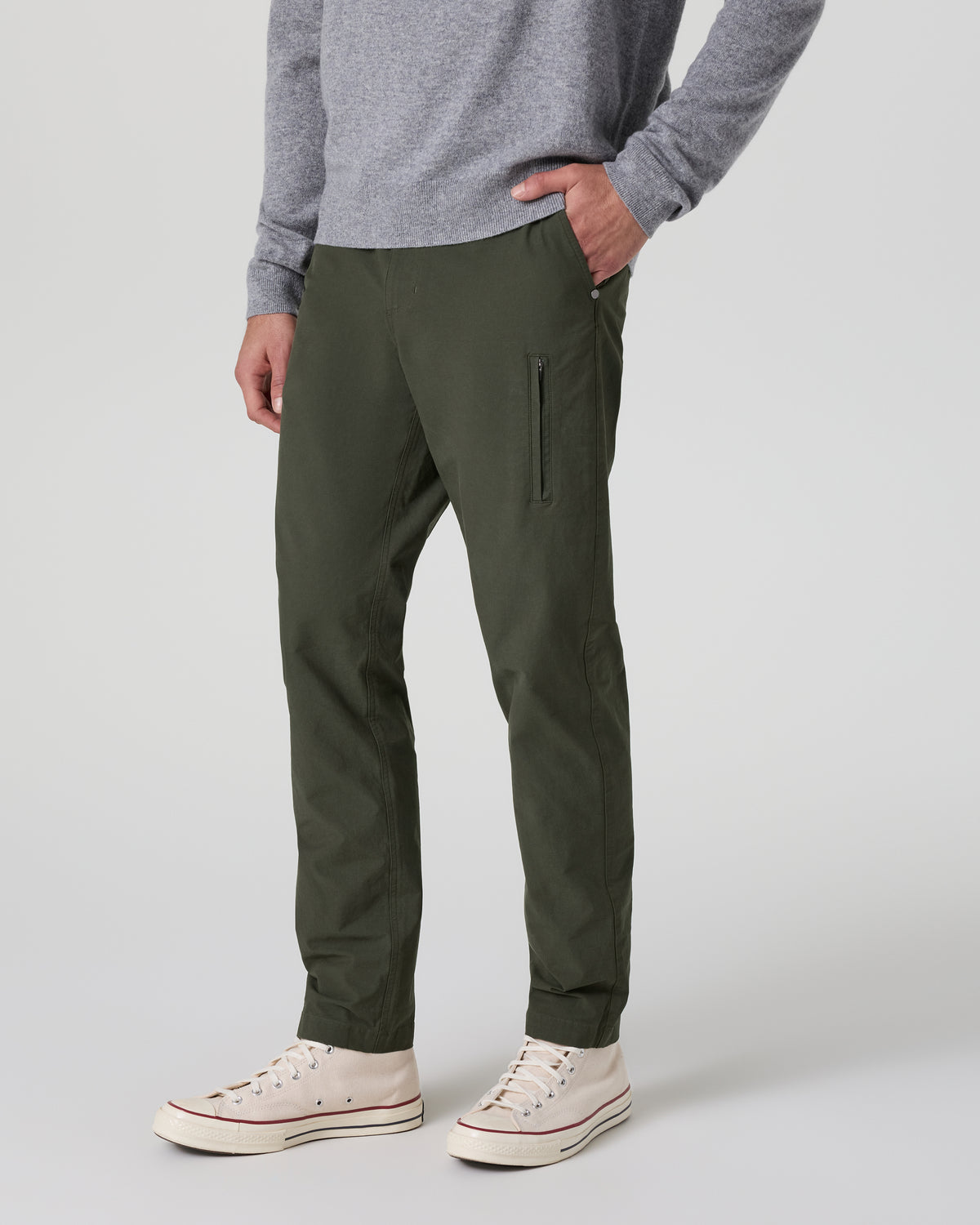 Barren Explorer Pant Classic Fit 30" Kale | Vuori Sale