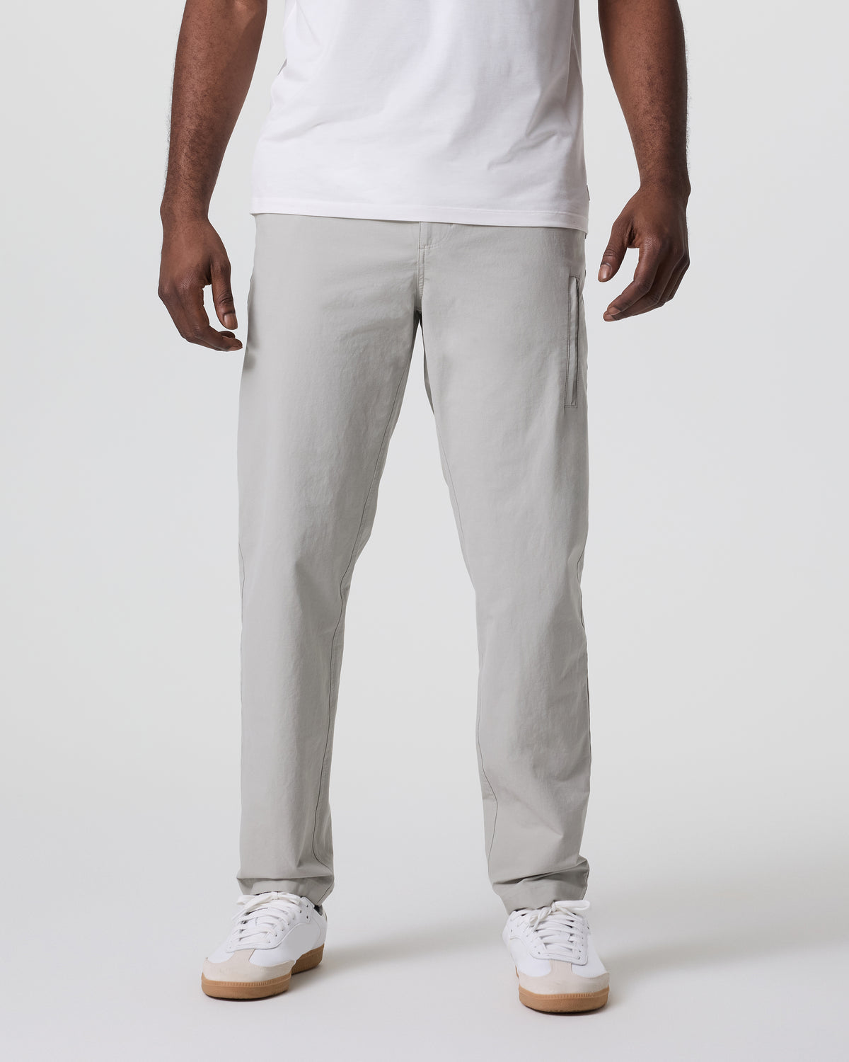 Barren Explorer Pant Classic Fit 30" Talc | Vuori Outlet