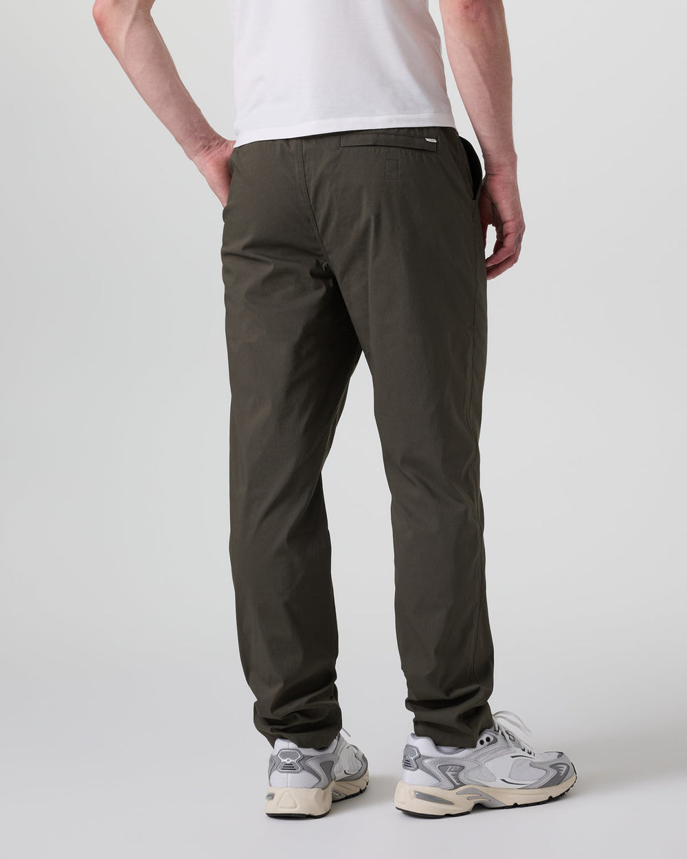 Kore Everyday Pant Lined Classic Fit 30" Dark Oregano | Vuori Sale