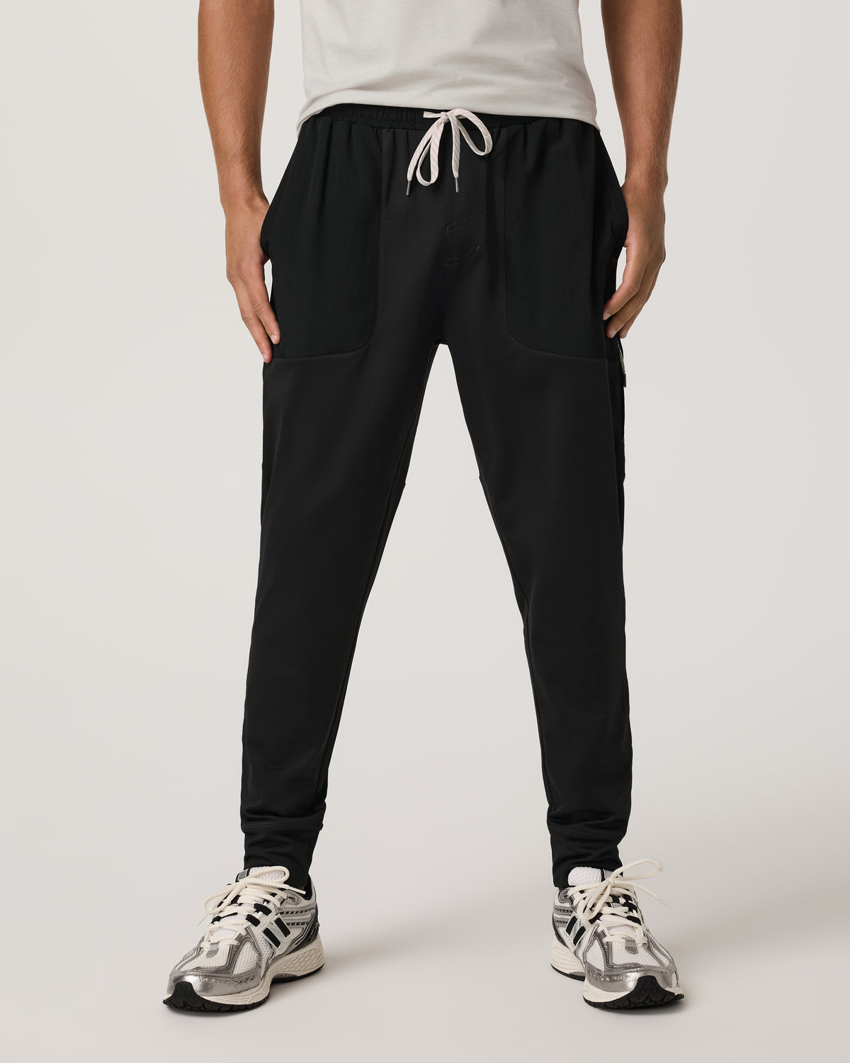 Sunday Mixed Media Jogger 28" Men's Black Joggers | Vuori Clothing